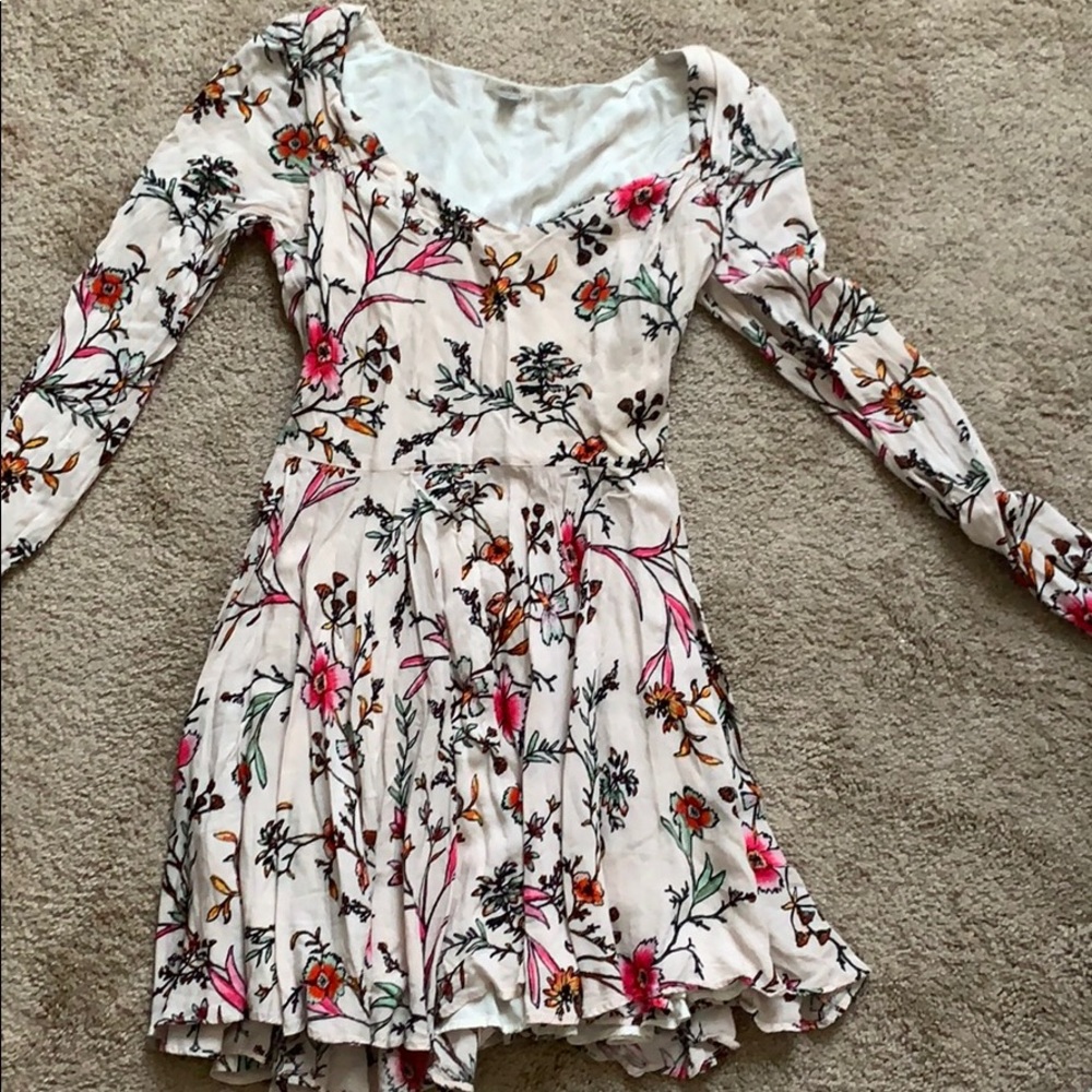Longsleeve Floral dress